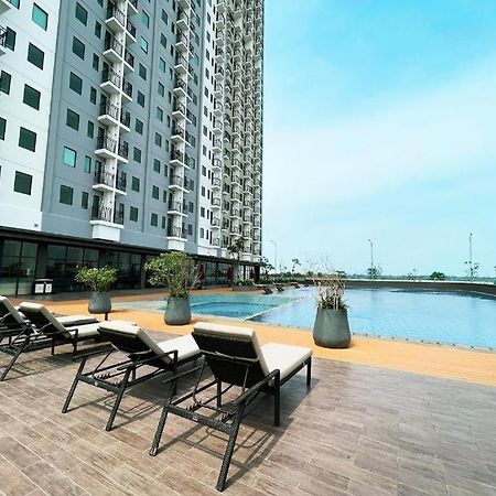 Osaka Riverview Tangerang Exterior foto